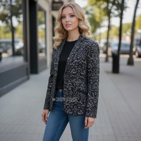 CAbi Velvet Jacquard Blazer Jacket Navy Blue Patterned Button Front Size 6 - Picture 2 of 11